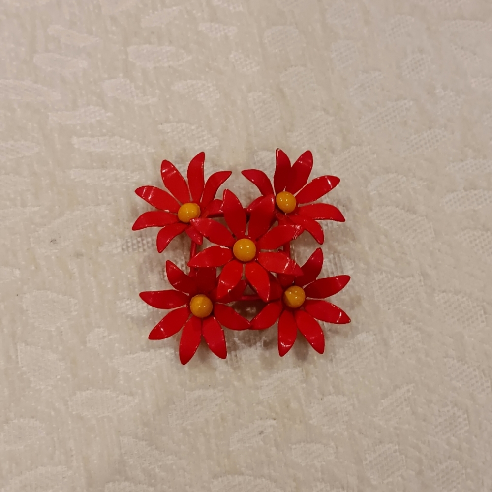 Vintage flower brooch